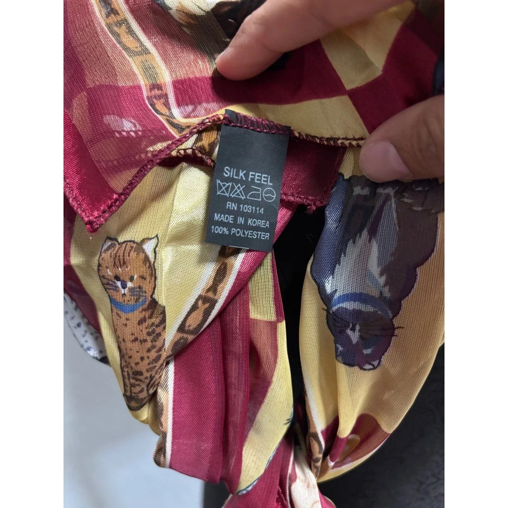 Vintage Style Cat Print Scarf Burgundy Gold Silk Feel Lightweight Neck Wrap